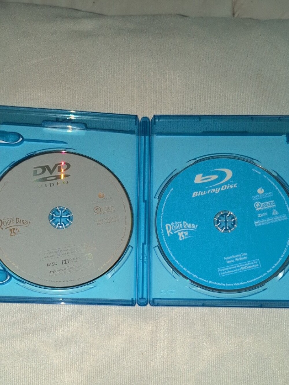 Who Framed Roger Rabbit 25th Anniversary Blu-Ray + DVD Combo (Bilingual) - Picture 3 of 5